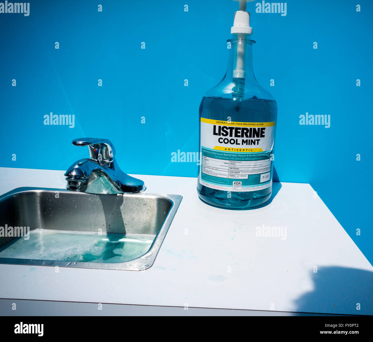 Halitosis listerine hires stock photography and images Alamy