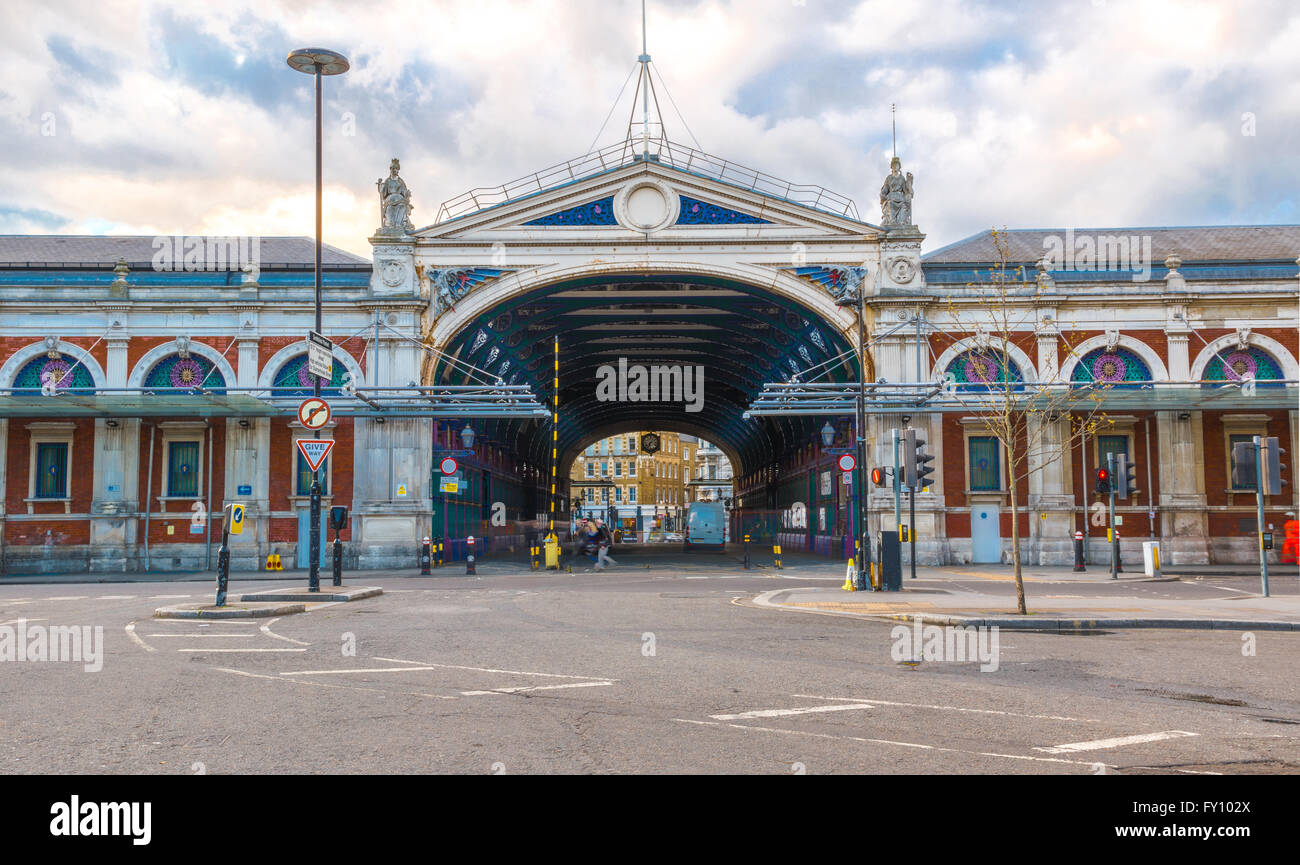 Smithfield Market London Hi-res Stock Photography And Images - Alamy