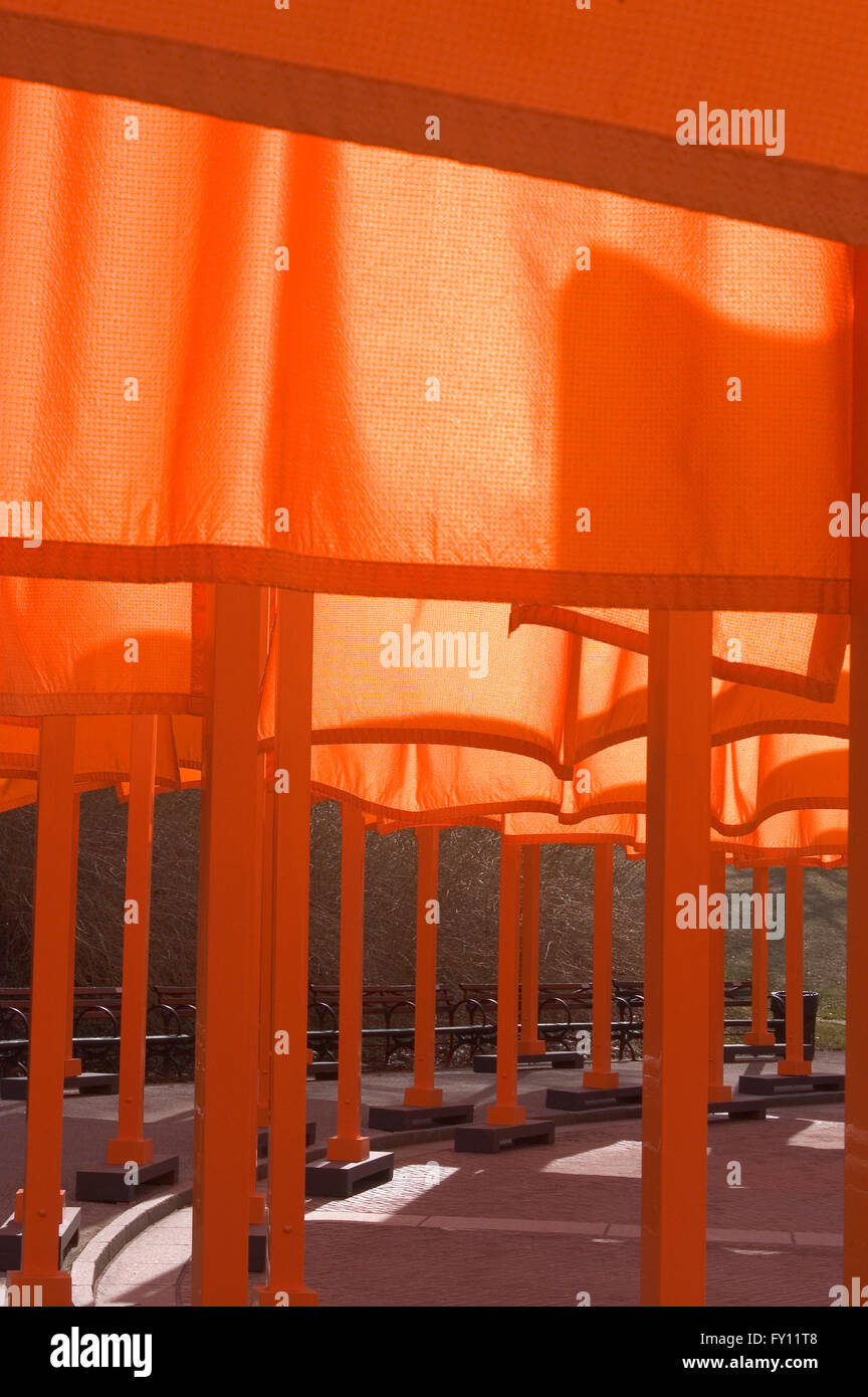 'Gates' art installation in Central Park, New York, by artists Christo and Jeanne-Claude, 2005 Stock Photo