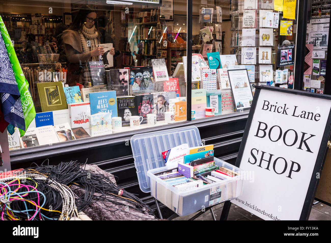 Independent bookstore and cafe hires stock photography and images Alamy