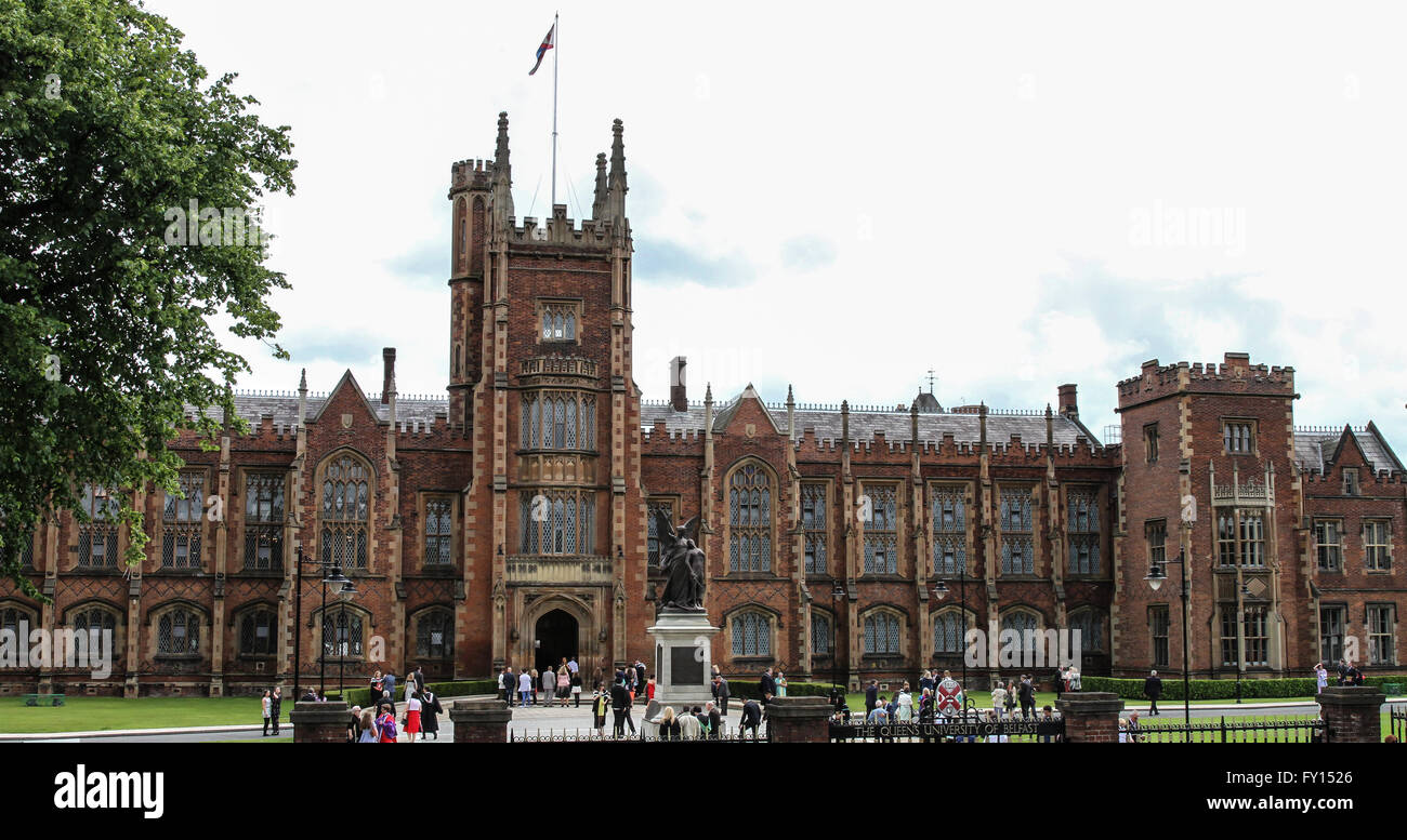 Graduation Day at The Queen's University of Belfast Stock Photo