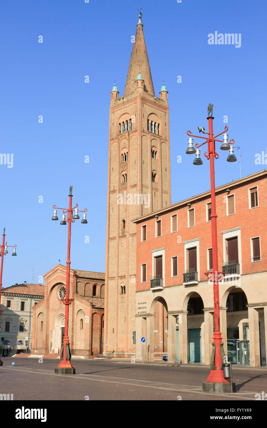 Chiesa di San Mercuriale and its famous Bell Tower in Piazza Aurelio Saffi, Forlì, Italy. Stock Photo