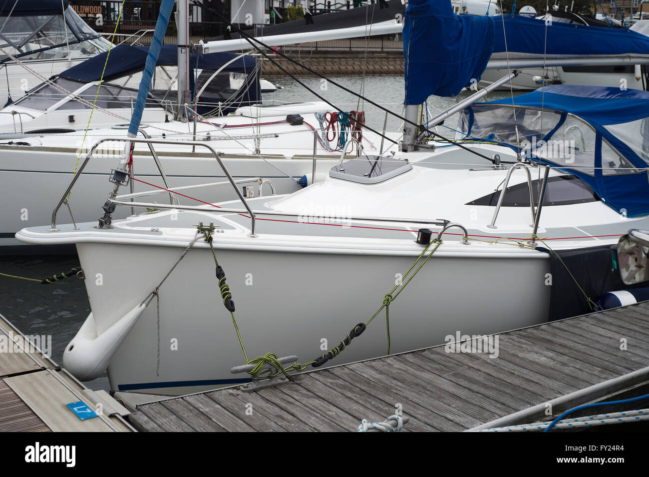 mooring yacht marina