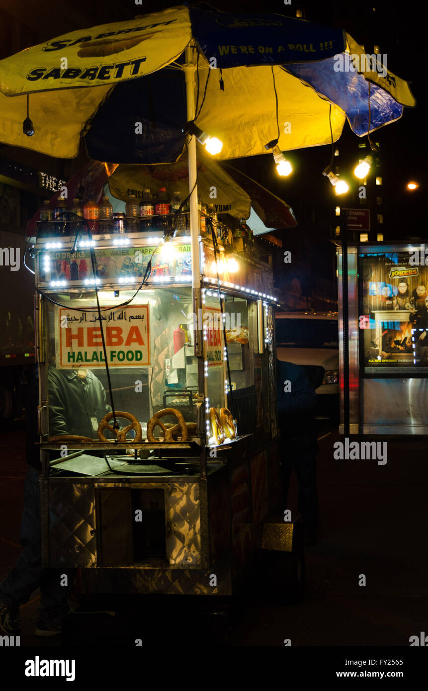 Street Food In New York Stock Photo - Alamy
