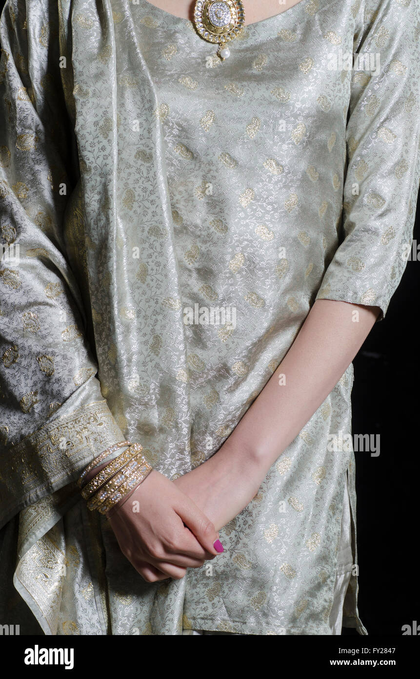 Close up of a Pakistani woman wearing shelwar kameez Stock Photo