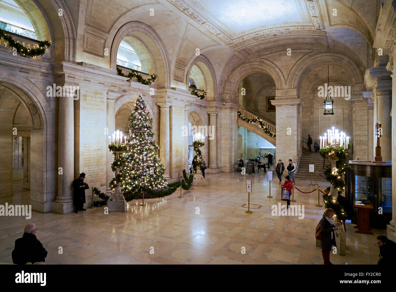 City hall main entrance hires stock photography and images Alamy