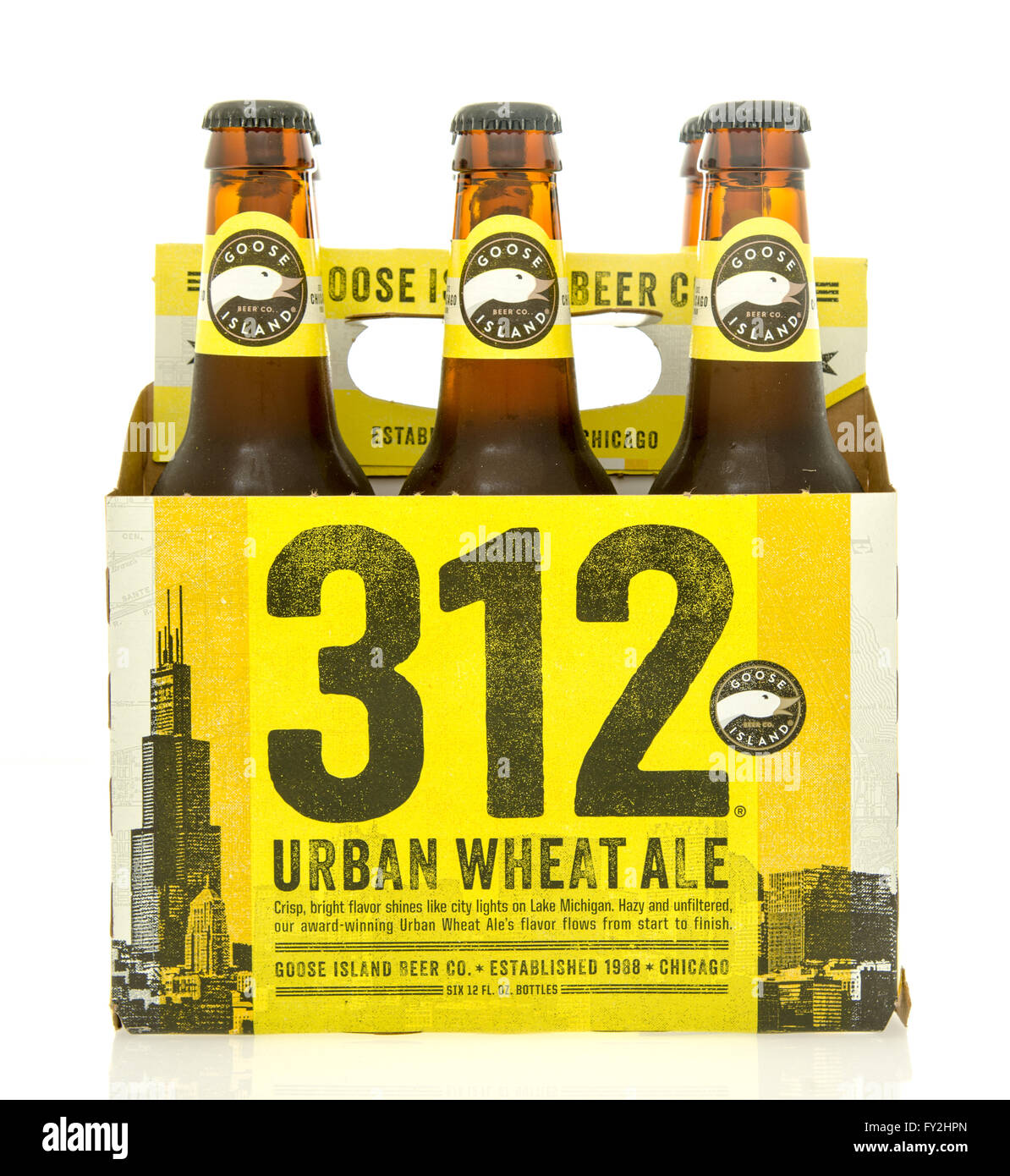 Winneconne Wi 23 Dec 15 Six Pack Of Goose Island 312 Urban Wheat Ale Beer Stock Photo Alamy