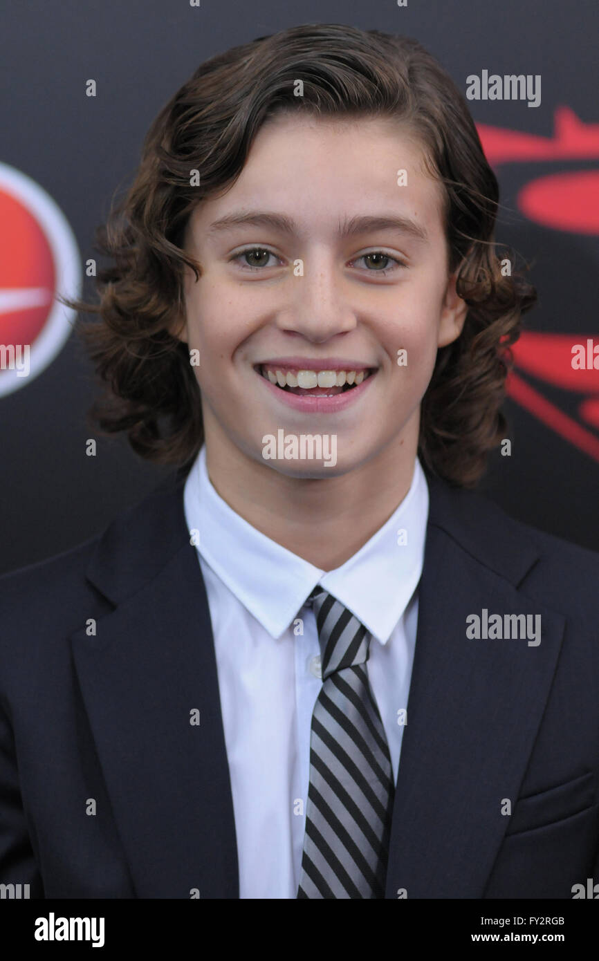 New York premiere of Warner Bros. Pictures’ 'Batman v Superman: Dawn of ...