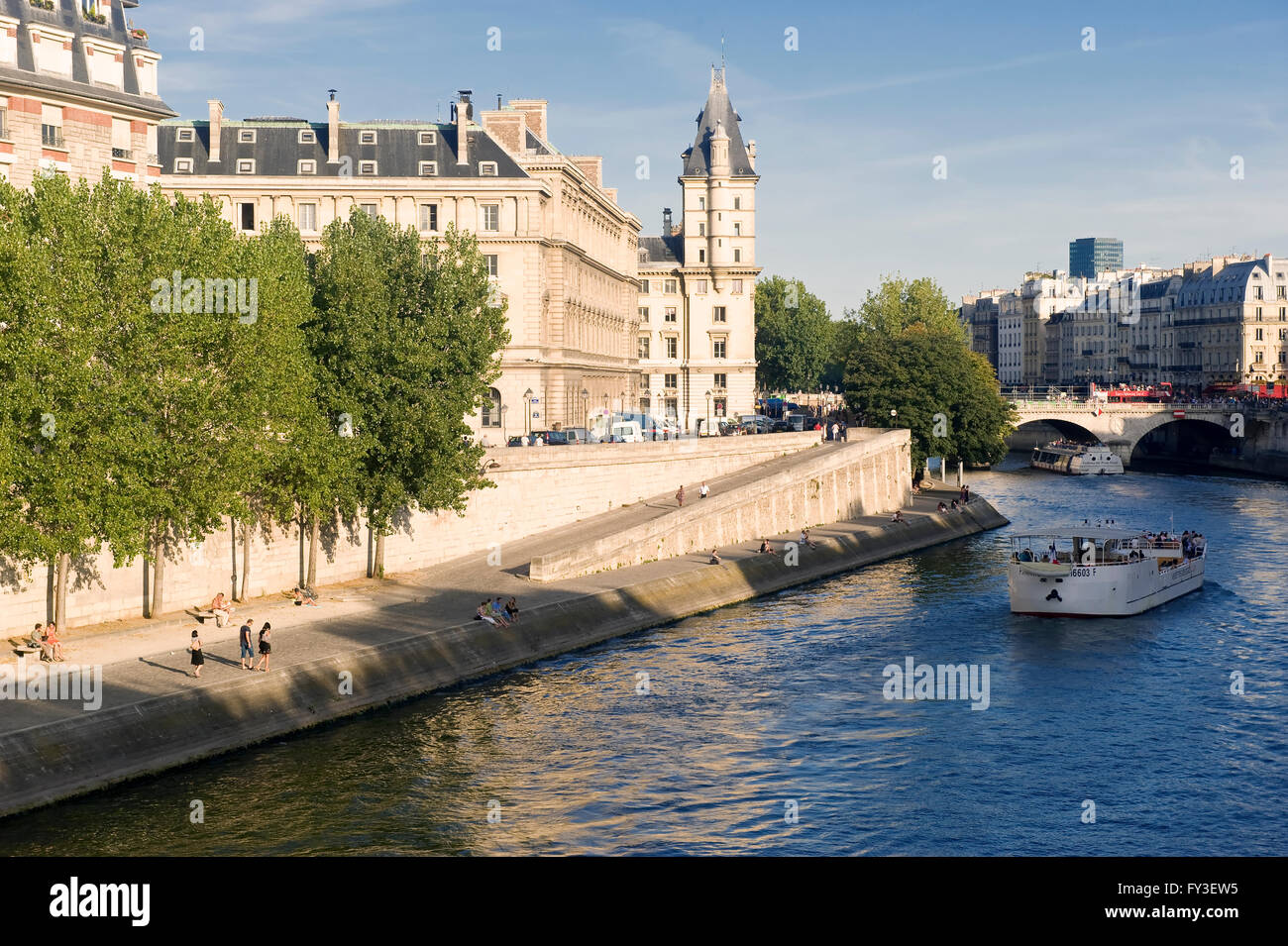 Quai des Orfevres, Banks of the Seine, Ile de la Cite, Paris, France Stock Photo