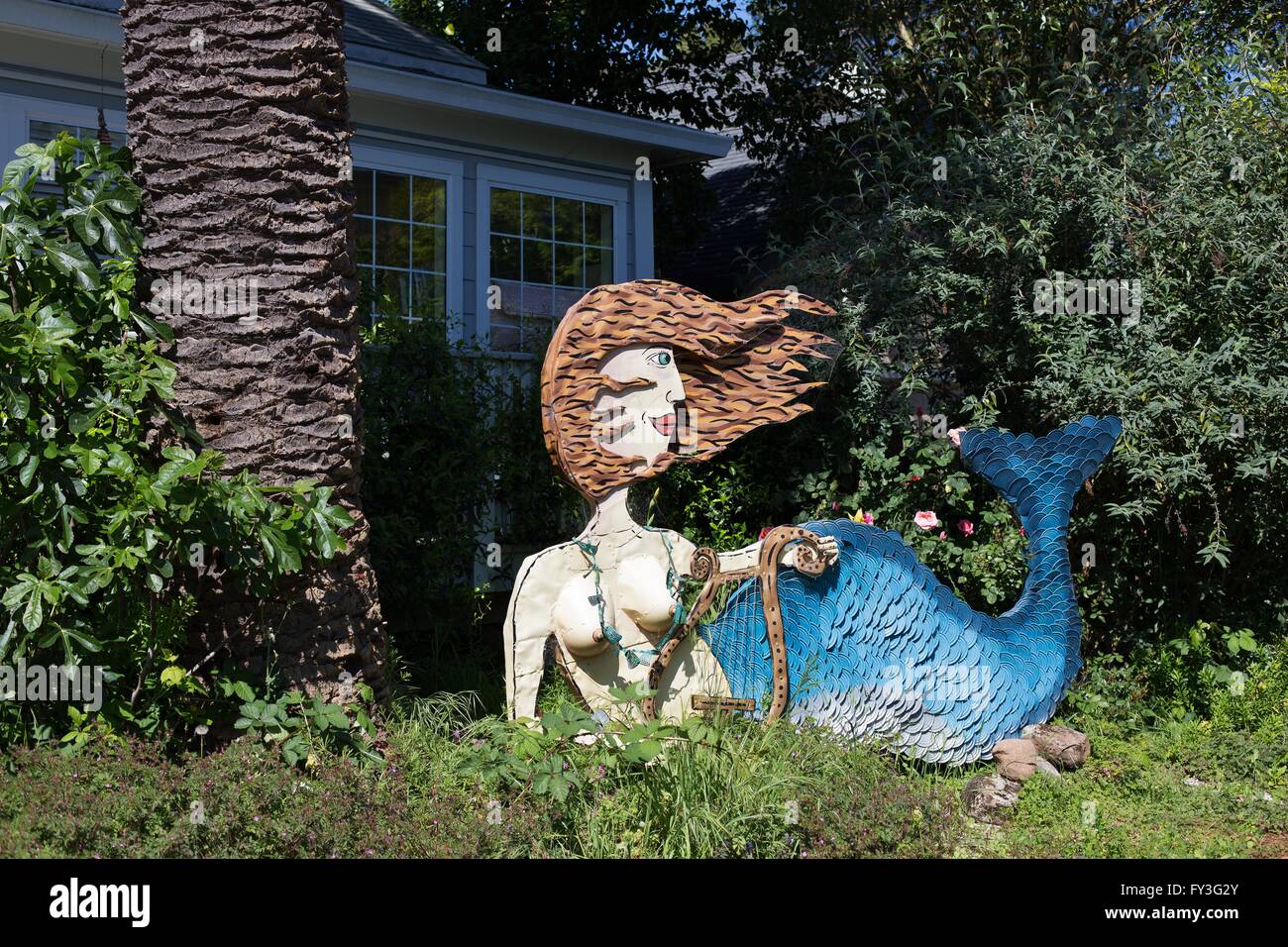 A sculpture by junk artist Patrick Amiot, in Sebastopol, California, US Stock Photo
