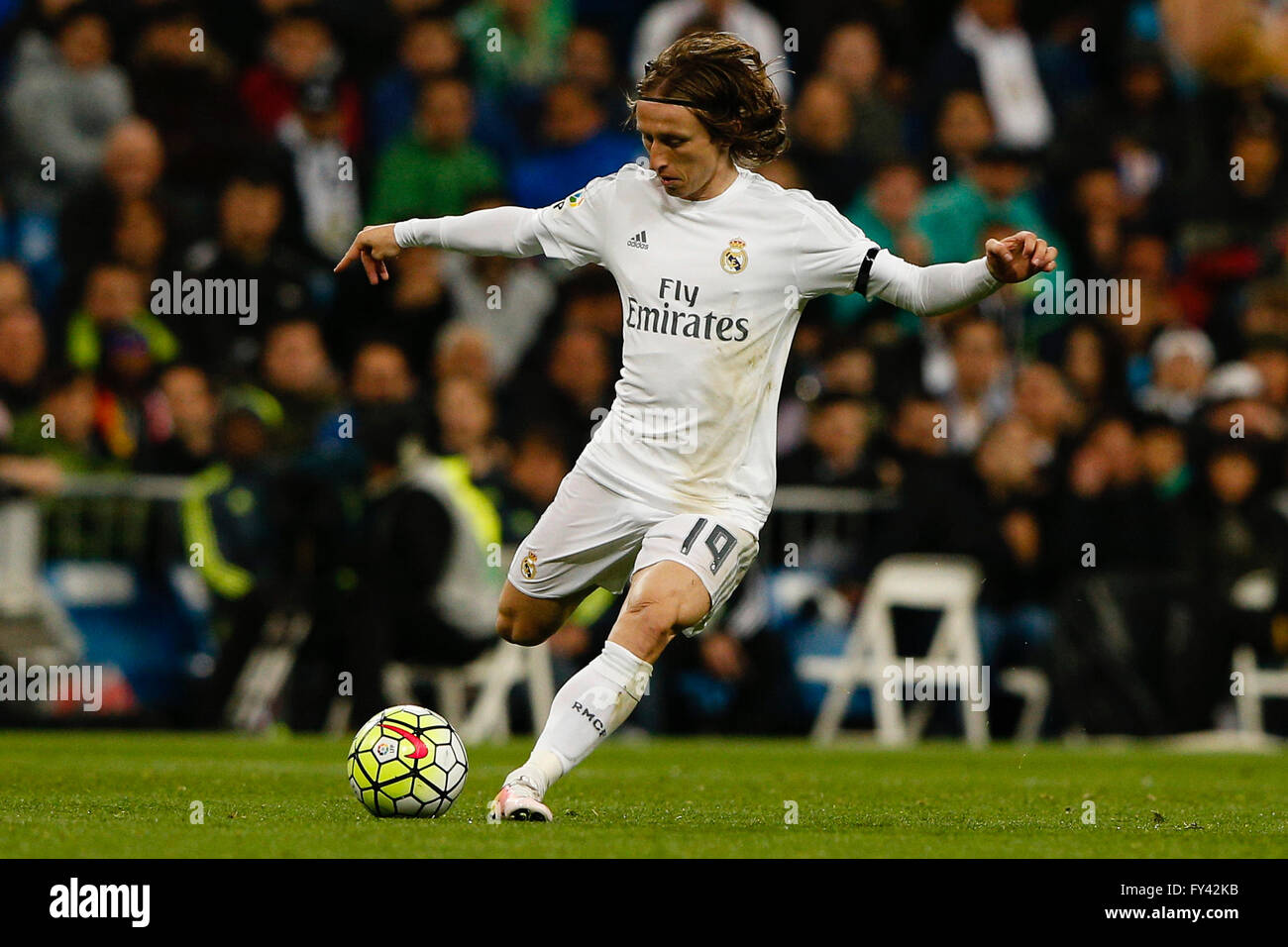  Real Madrid MODRIC 19 長袖 ユニフォーム 20.04.2016. Madrid, Spain. Luka Modric (19) Real Madrid. La Liga