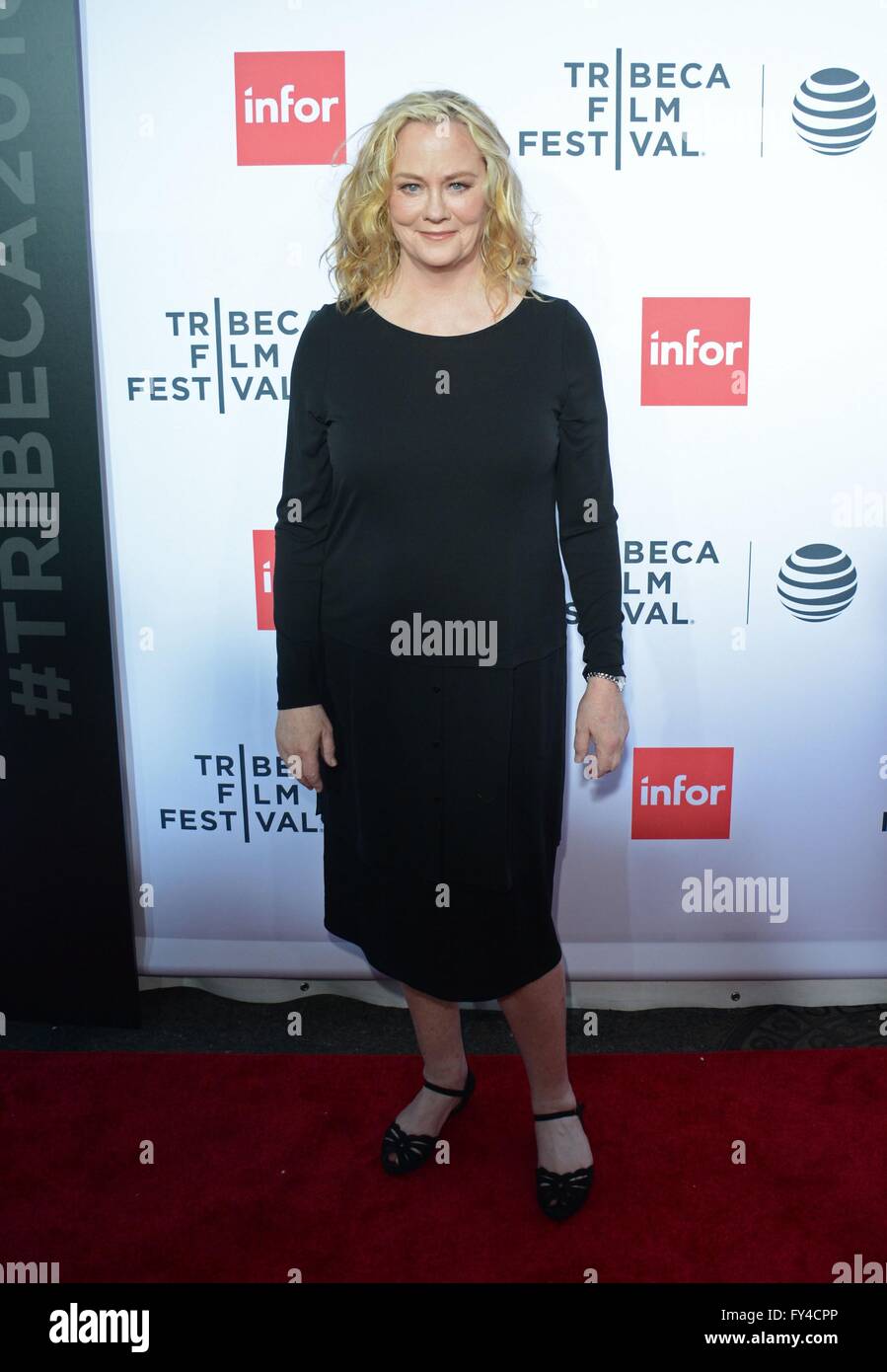 New York, NY, USA. 21st Apr, 2016. Cybill Shepherd at arrivals for TAXI DRIVER Special Screening at 2016 Tribeca Film Festival, Beacon Theatre, New York, NY April 21, 2016. Credit:  Derek Storm/Everett Collection/Alamy Live News Stock Photo