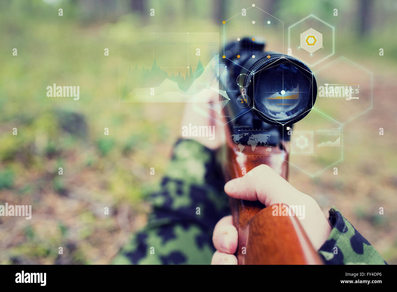 Young soldier aiming gun hi-res stock photography and images - Alamy