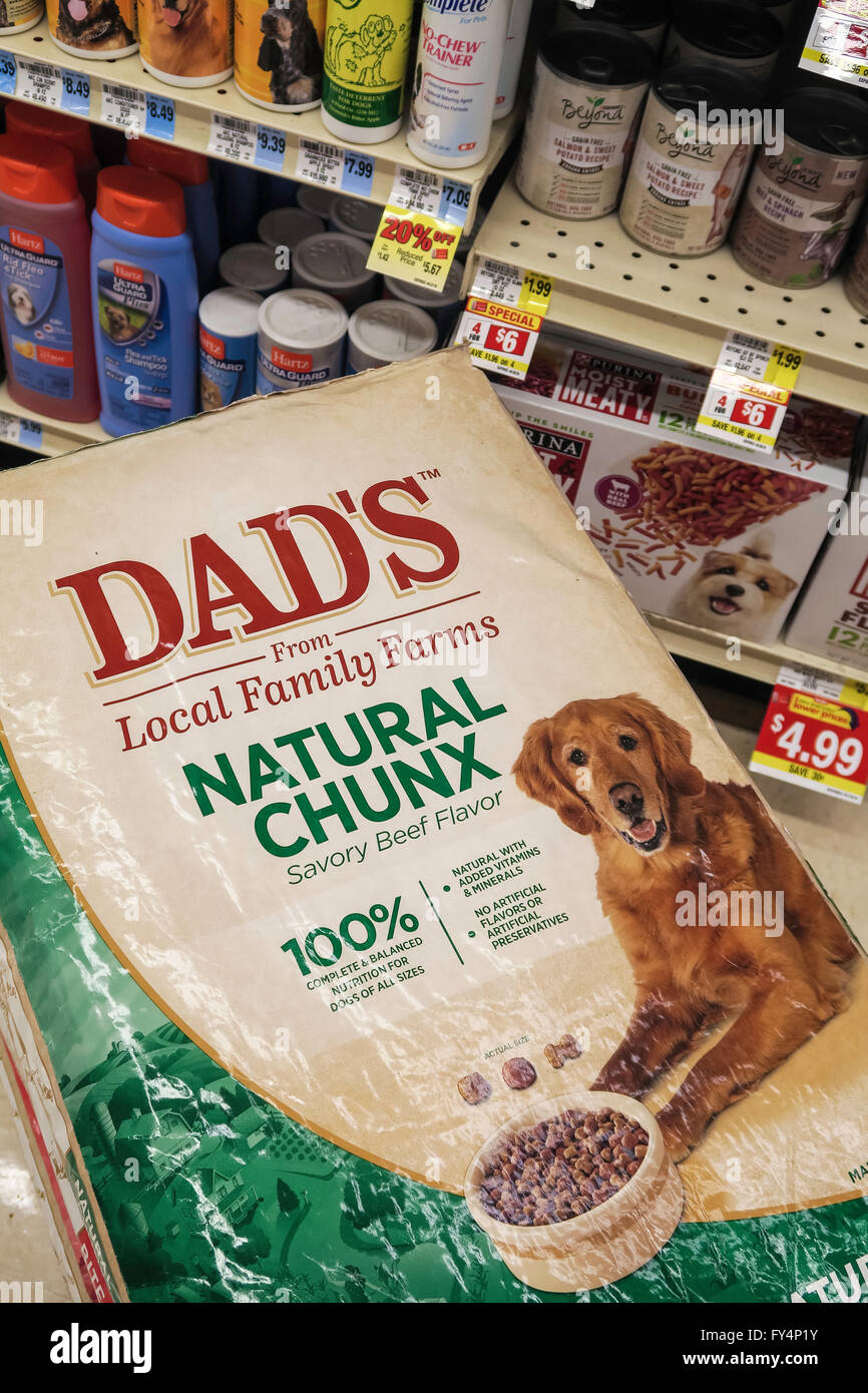 Bag of Dad s Dry Dog Food Pet Care Aisle Weis Supermarket