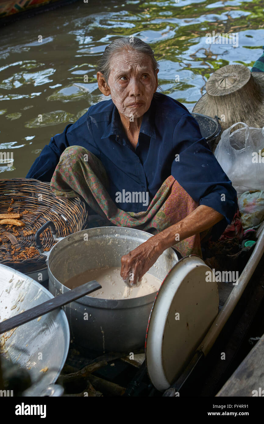 Damnoen Saduak Floating Market, Bangkok, Thailand Stock Photo