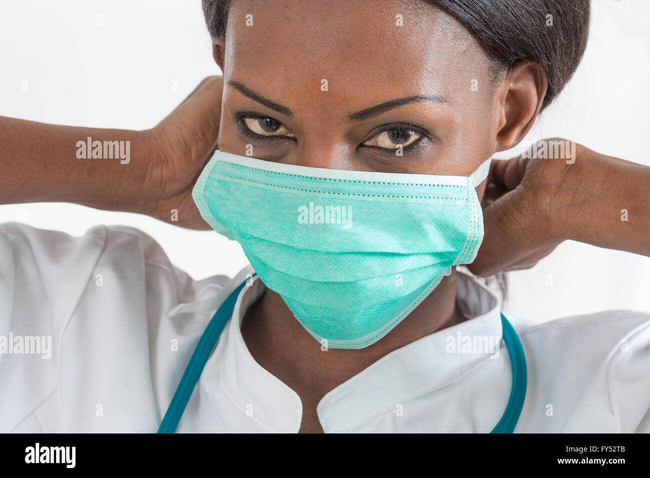 Woman african american nurse hi-res stock photography and images - Alamy