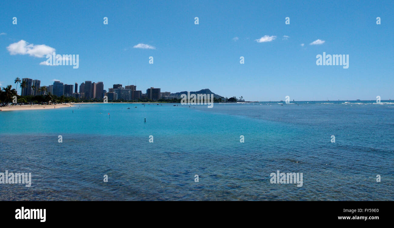 Ala Moana Beach Park with buildings of Waikiki and iconic Diamondhead