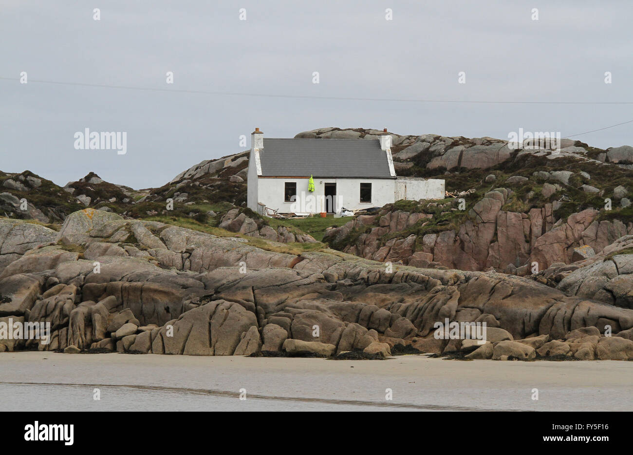 White washed cottage county donegal hi-res stock photography and images ...