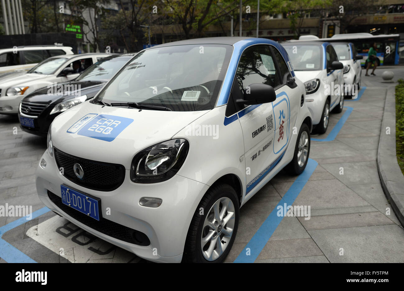 Chongqing, Chongqing, CHN. 16th Apr, 2016. Chongqing, CHINA - April 16 2016: (EDITORIAL USE ONLY. CHINA OUT) The largest car-sharing brand Â¡Â°car2goÂ¡Â± starts in Chongqing on April 15, the first city in Asia. Usually you need to fill in the form, buy a insurance when you want to rent a car. But if you download the APP Â¡Â°car2goÂ¡Â±, and provide complete personal information and paryment information, you can search available car and drive it and park it properly onlline. This would alleviate the strain of running a car, also ease traffic congestion and reduce carbon dioxide emissions.Â¾ÃÃ Stock Photo