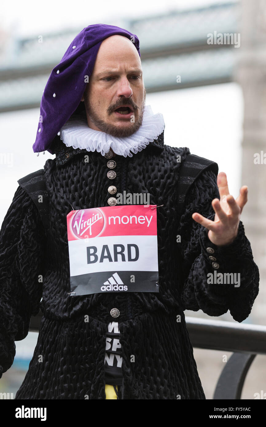 London, UK. 22 April 2016. To commemorate the 400th anniversary of William Shakespeare's death, Luke Hollowell-Williams, artistic director of the Primary Shakespeare Company, will run the 2016 Virgin Money London Marathon as the Bard, complete with sculpted beard, Elizabethan ruff, red and yellow-striped Elizabethan hose and white tights. Credit:  Vibrant Pictures/Alamy Live News Stock Photo