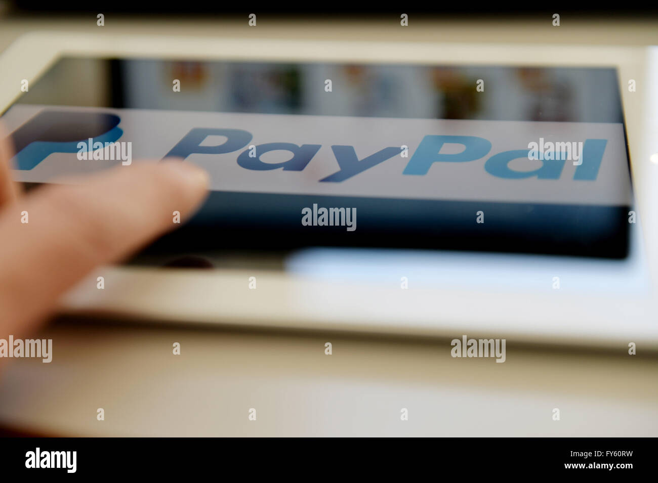 ILLUSTRATION - The logo of online payment system Paypal on the screen of an apple i pad, Germany, 21. April 2016. Photo: Frank May Stock Photo