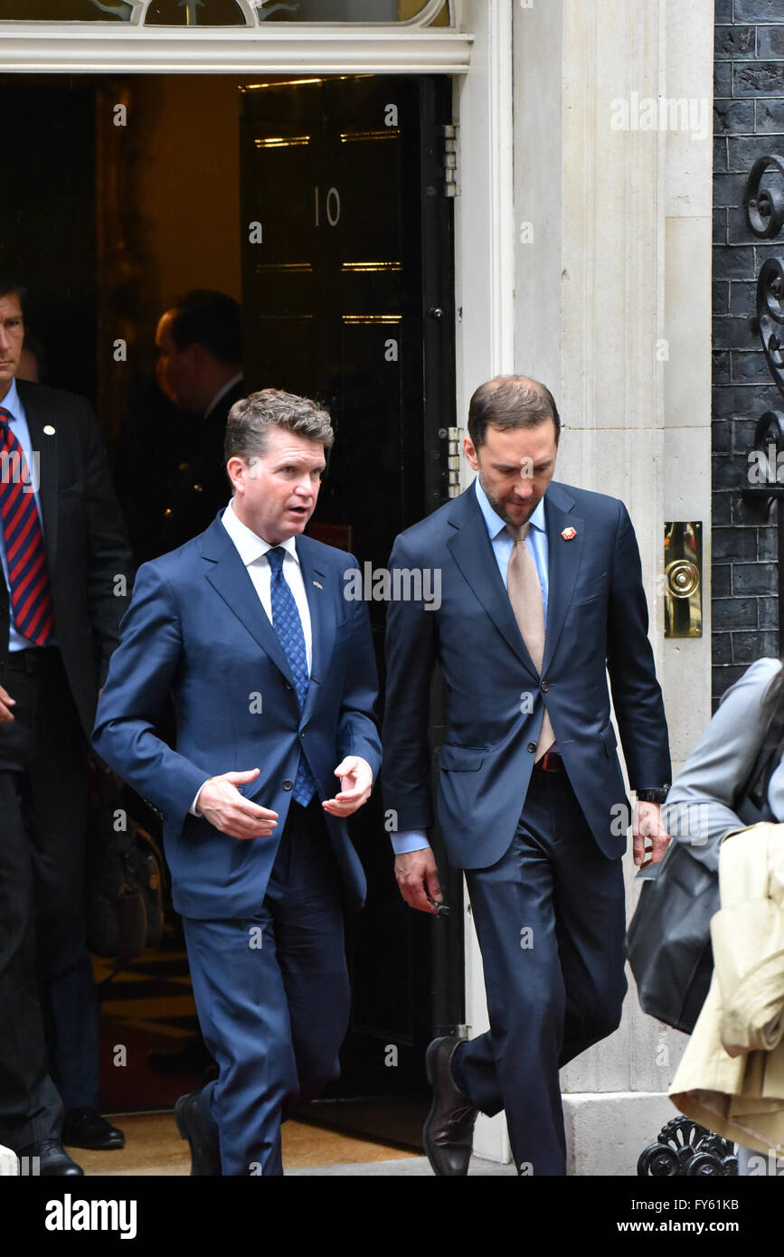 Downing Street, London, UK. 22nd April 2016. President Obama visits ...