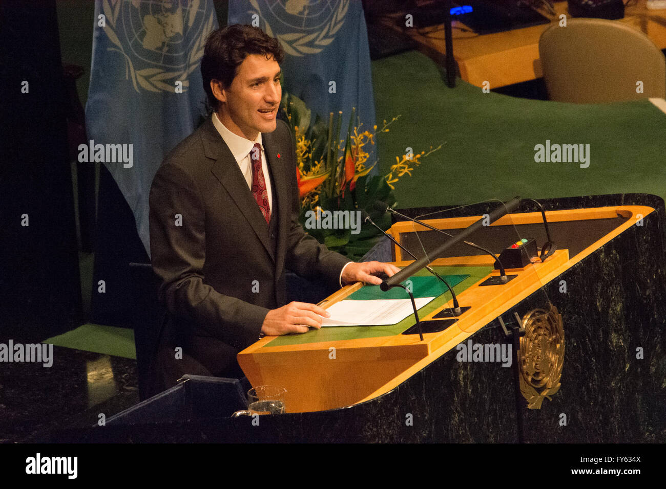 New York, USA. 22nd April 2016. Justin Trudeau, prime minister of Canada, speaks at the signing ceremony. Leaders from more than 170 countries signed the Paris Climate Agreement on Earth Day at UN Headquarters. Credit:  M. Stan Reaves/Alamy Live News Stock Photo