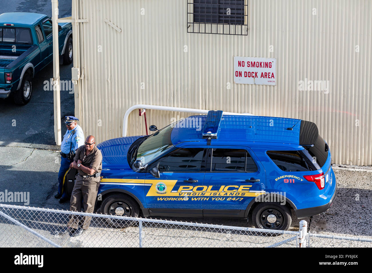 Car police st hi-res stock photography and images - Alamy