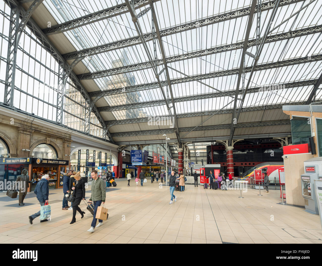 Lime Street railway station, Liverpool, Merseyside, England, UK Stock Photo