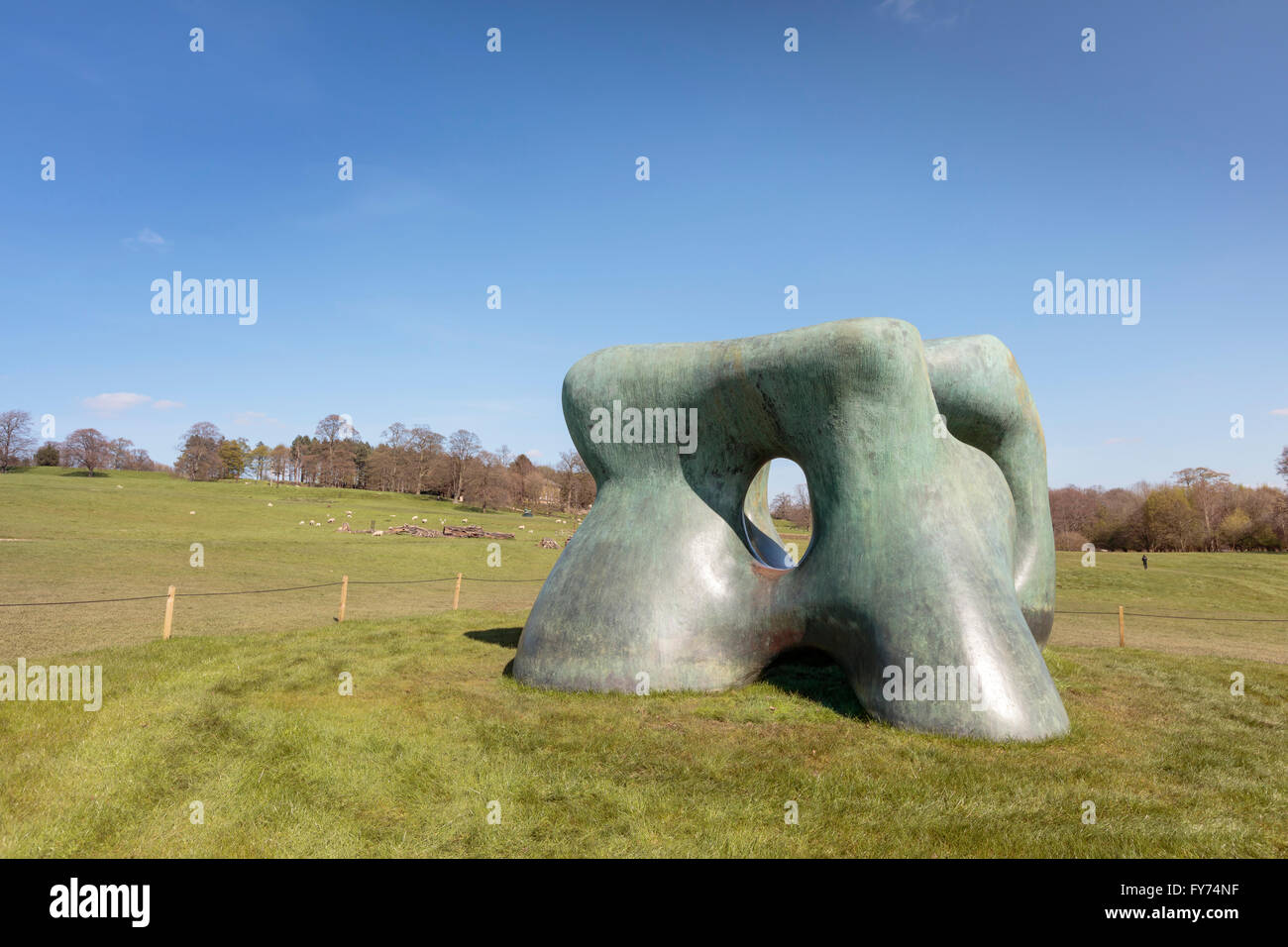 Large bronze sculpture two hi res stock photography and images Alamy