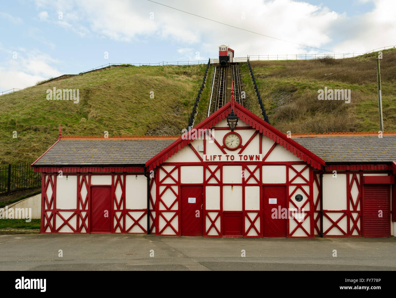 Saltburn Cliff Lift at SaltburnbytheSea Stock Photo Alamy