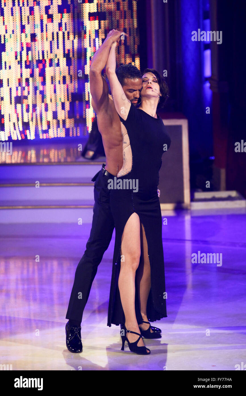 Maykel Blanco Tour 2026, Concert Schedule \u0026 Tickets, image size:866x1390