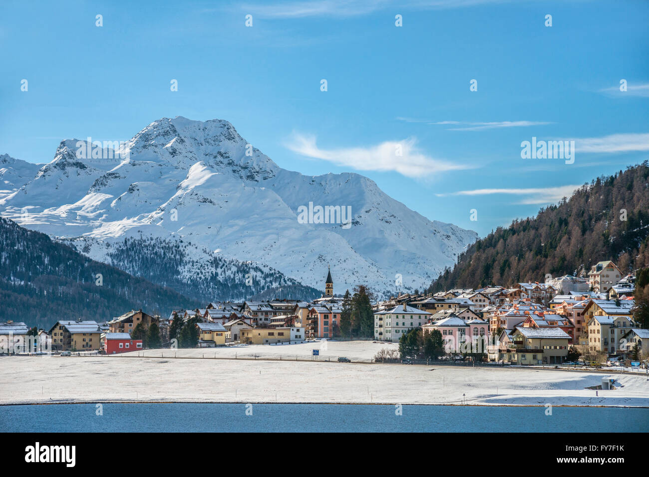 Lake Silvaplana and village in winter, Switzerland Stock Photo Alamy