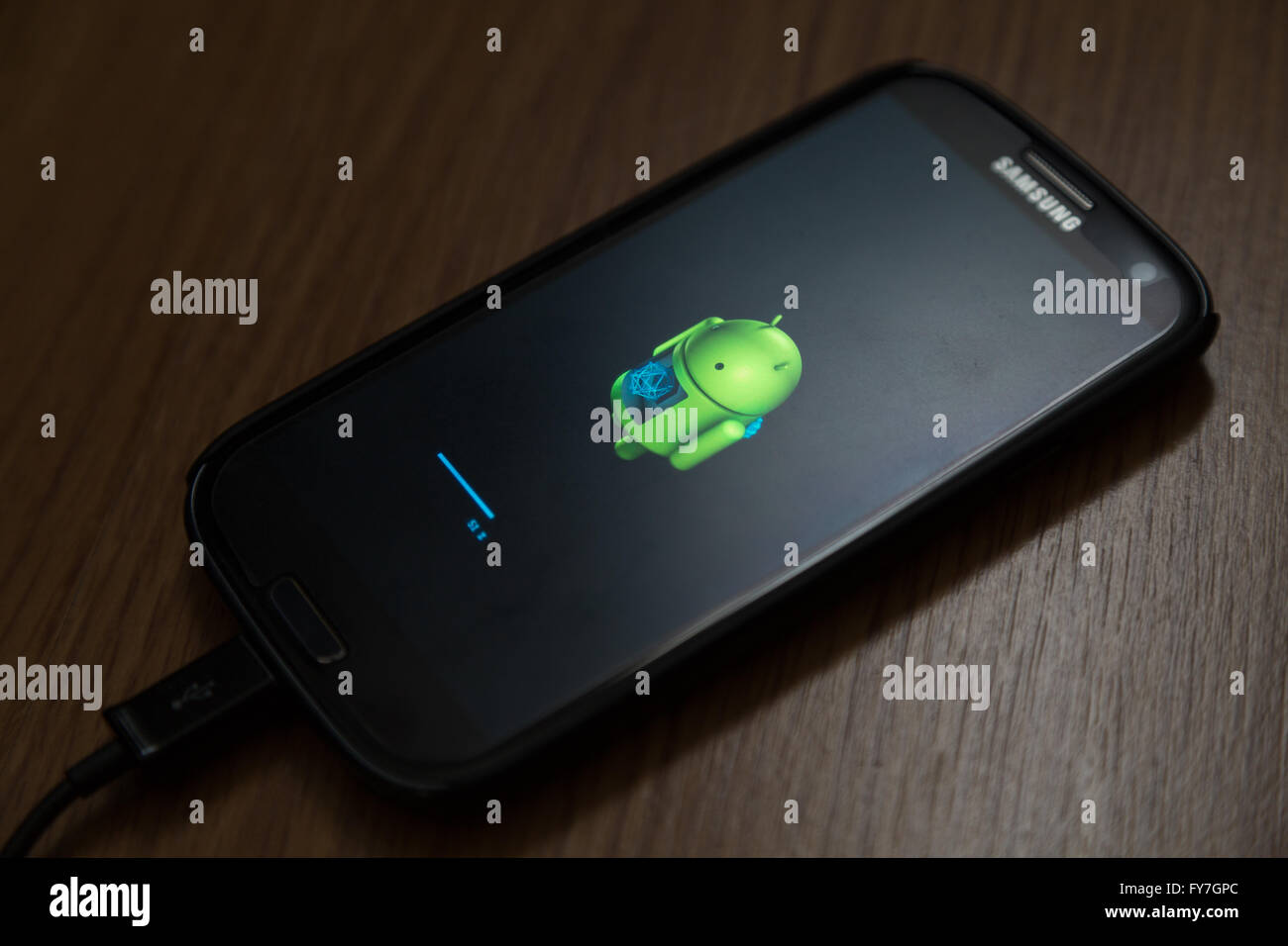Android logo robot hi-res stock photography and images - Alamy