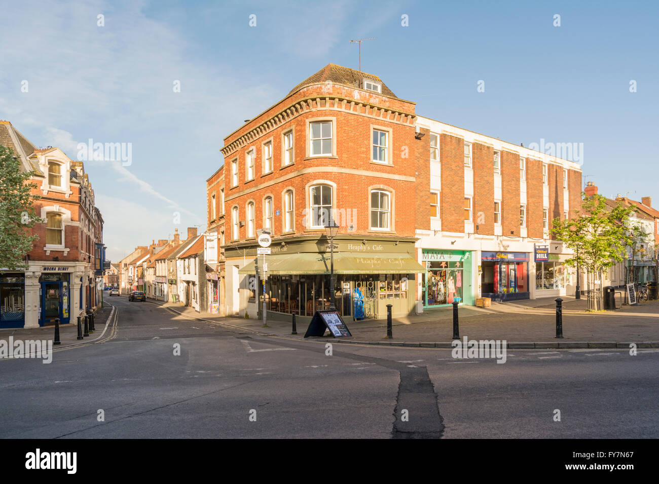 Benedict Street and Market Place, Glastonbury Stock Photo Alamy