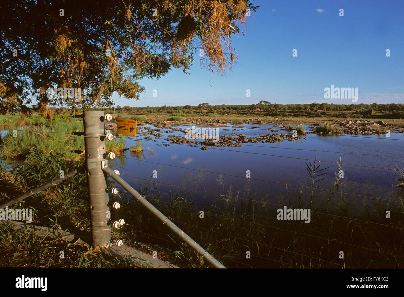 Letaba river, electrified fence at Shimuwini Bushveld Camp, Kruger