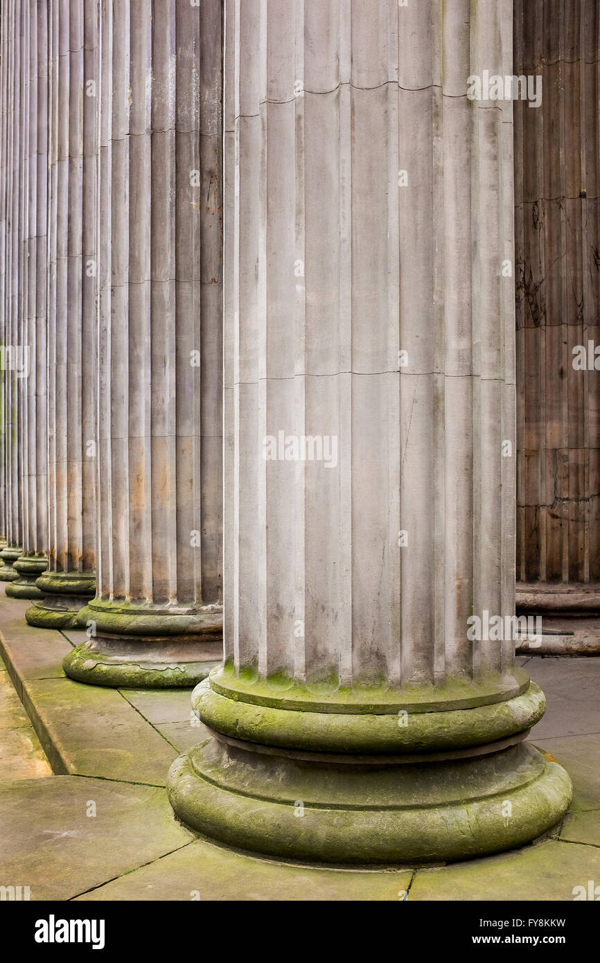 Classical fluted pillars, Glasgow Stock Photo