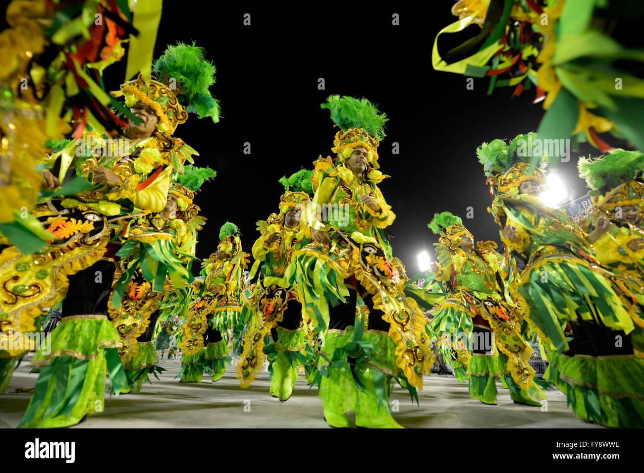 Brazil, Rio de Janeiro, Parade of samba school Beija Flor de Nilopolis ...