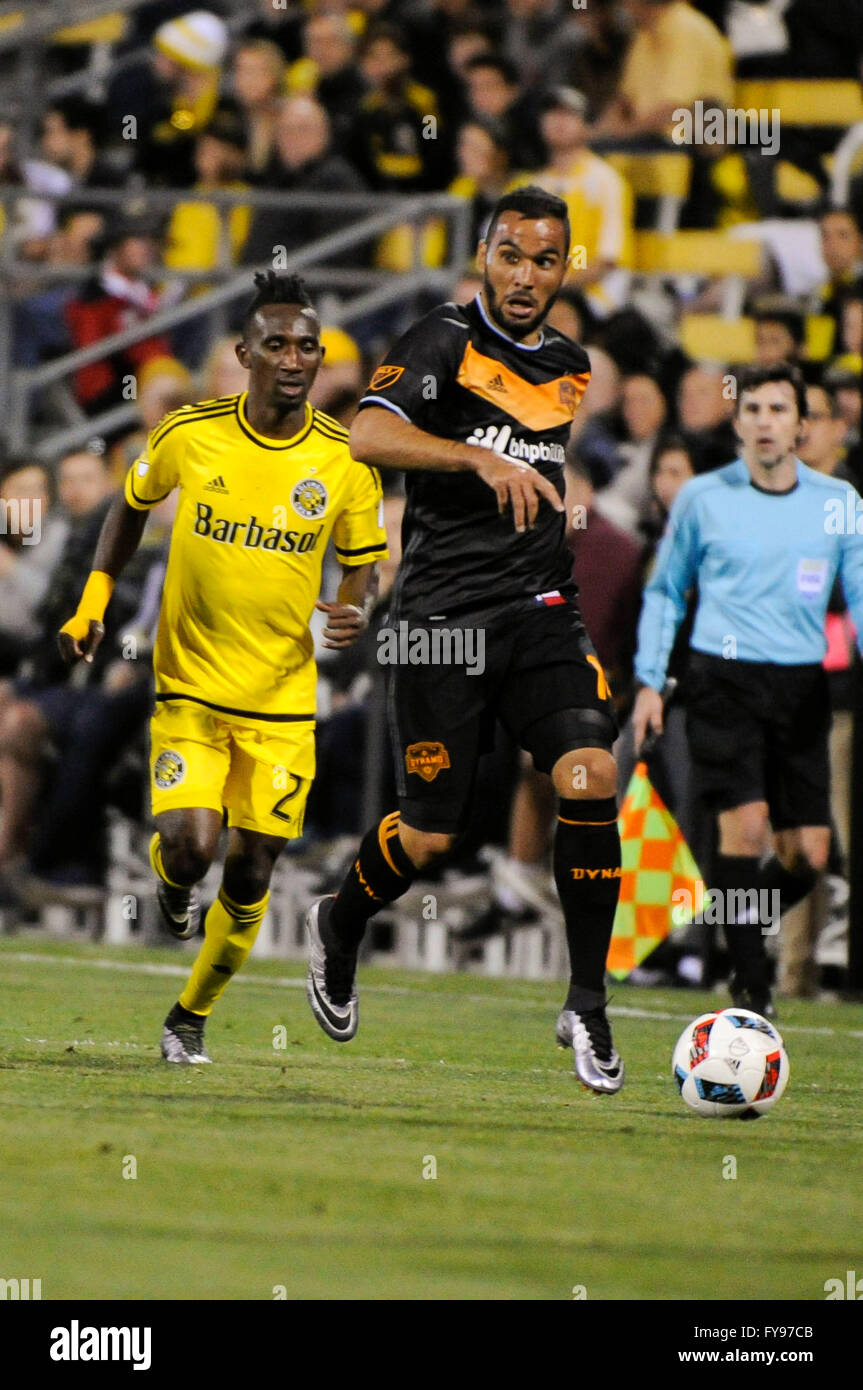 Mapfre stadium, USA. 23rd April, 2016. . in the second half of the match between Houston Dynamo and Columbus Crew SC. Columbus Crew SC 1 - Houston Dynamo 0 after the first half. Credit:  Cal Sport Media/Alamy Live News Stock Photo