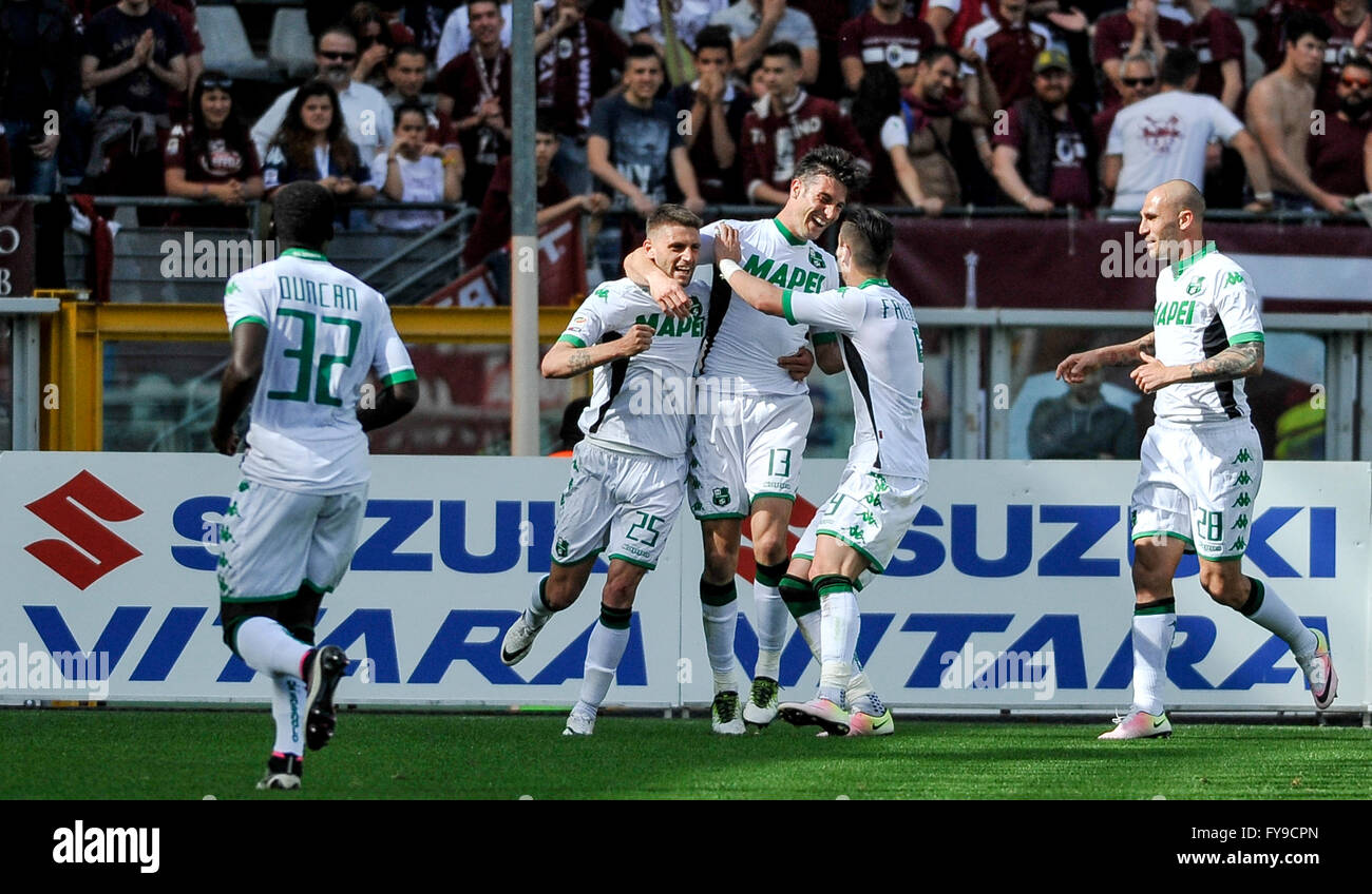 Turin, Italy. 24 april, 2016: Federico Peluso (middle) celebrates after scoring during the Serie A football match between Torino FC and US Sassuolo. Credit:  Nicolò Campo/Alamy Live News Stock Photo