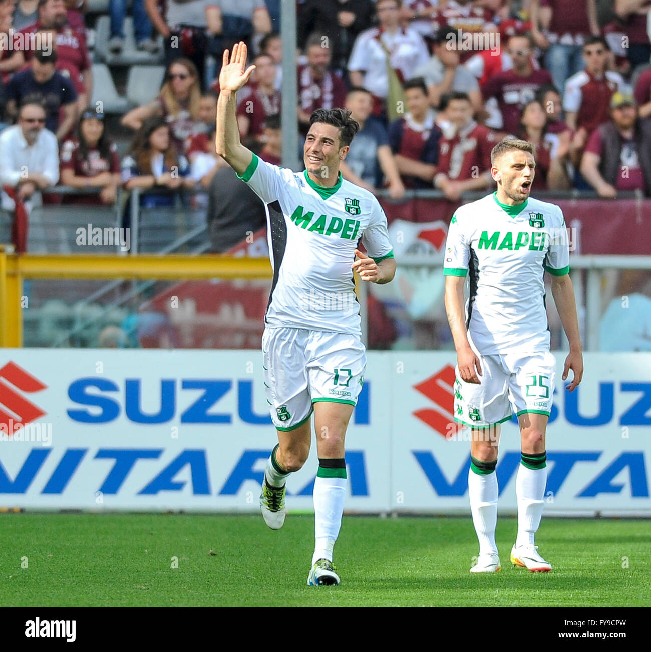 Turin, Italy. 24 april, 2016: Federico Peluso (left) celebrates after scoring during the Serie A football match between Torino FC and US Sassuolo. Credit:  Nicolò Campo/Alamy Live News Stock Photo