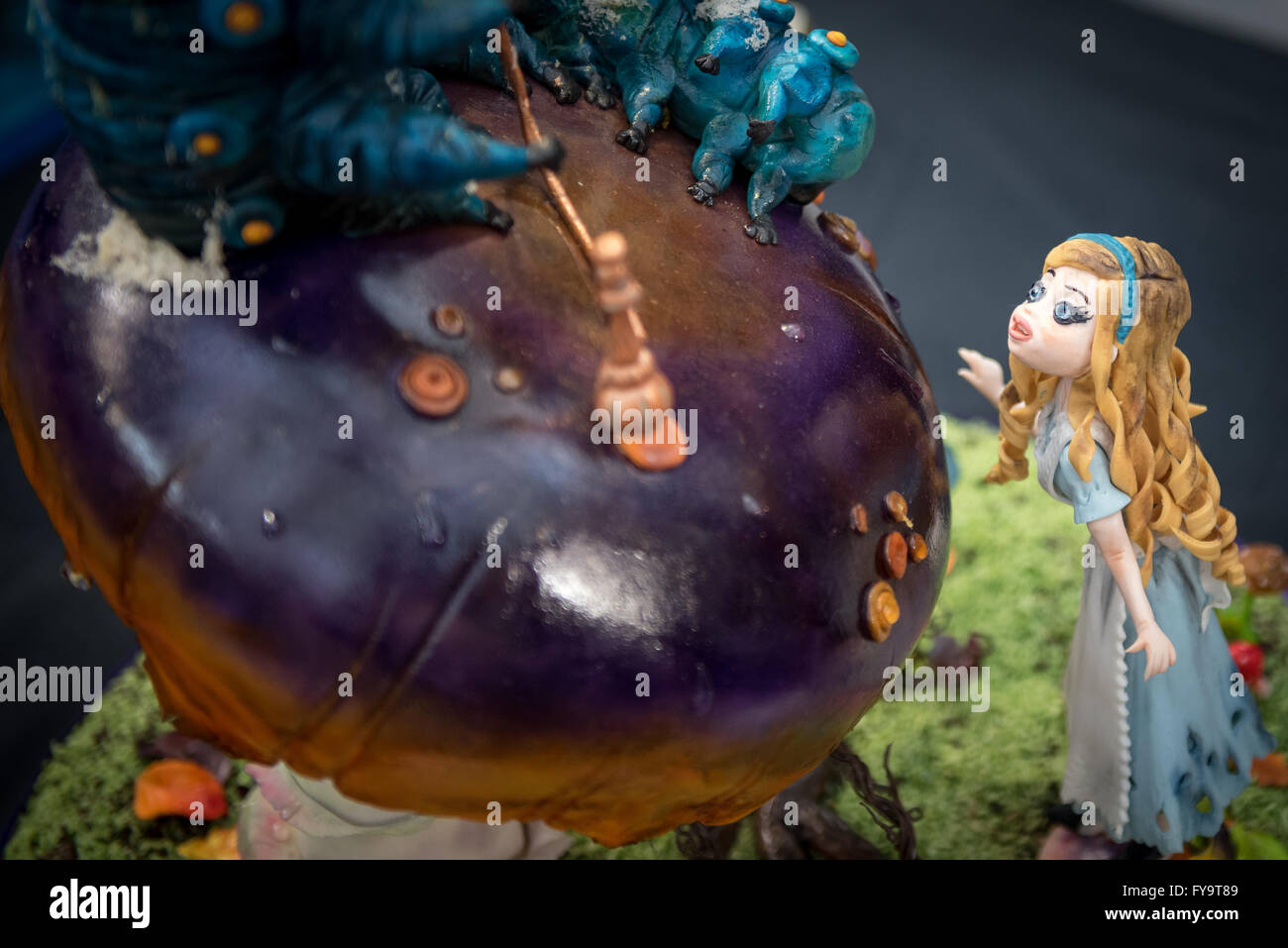 Alice in wonderland mushroom hi-res stock photography and images - Alamy