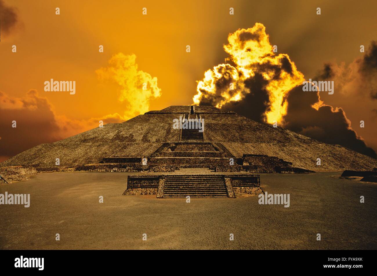 The pyramid of the Sun Stock Photo Alamy