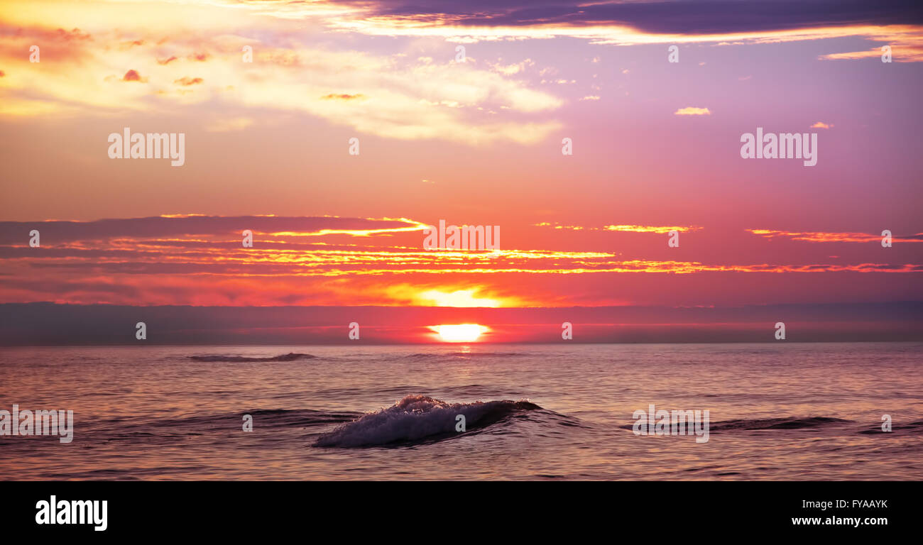 The sea high at dawn and sunset hi-res stock photography and images - Alamy