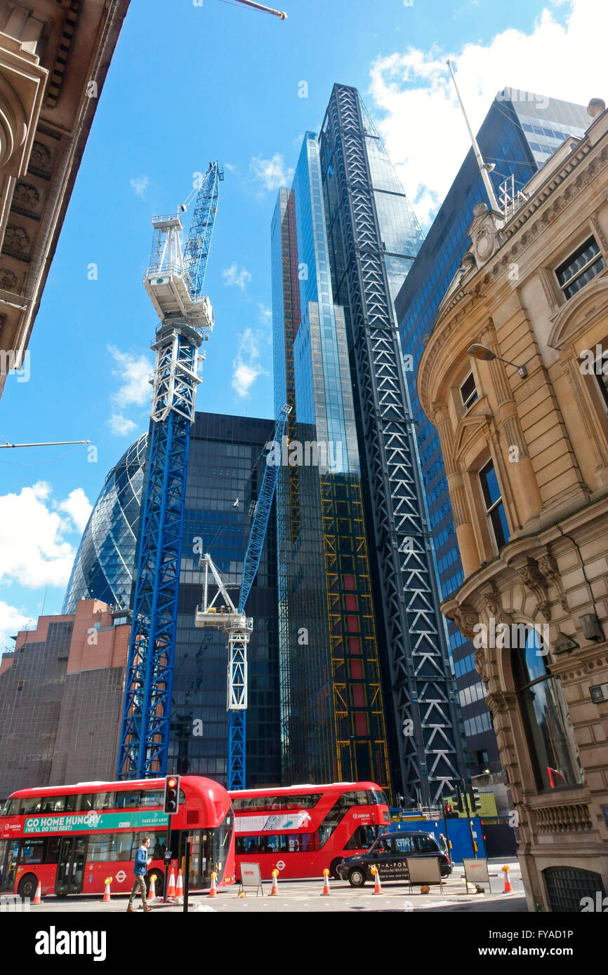 City of London view from Threadneedle Street of building site for ...