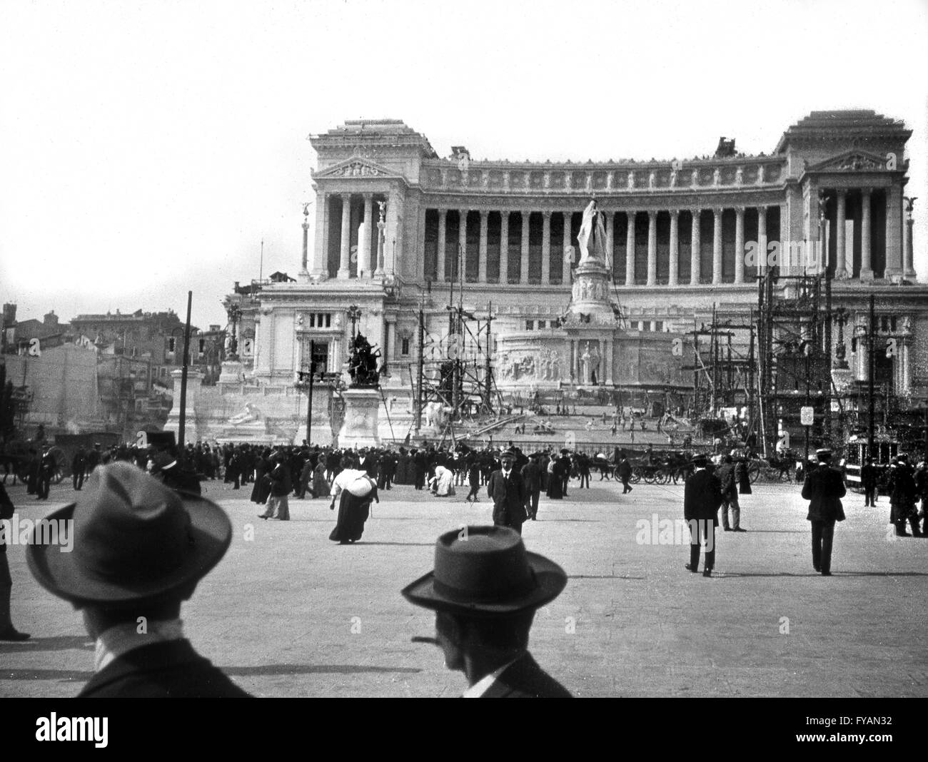 Vittorio Emanuele II monument under construction in Piazza Venezia, Rome, Italy 1922 Stock Photo