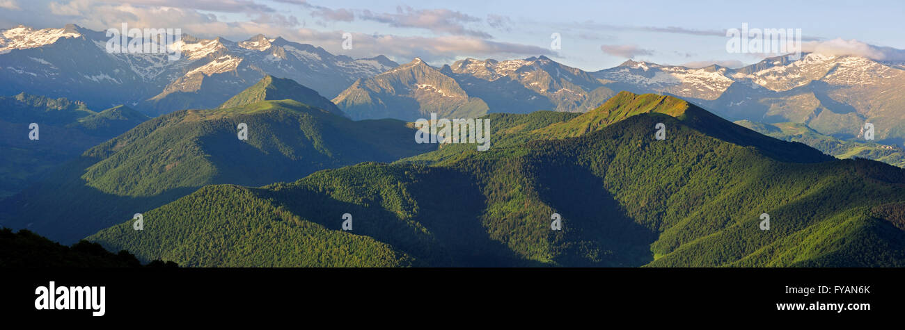 Mountain ranges seen east from the Col de Portel, Midi-Pyrénées, Pyrenees, France Stock Photo