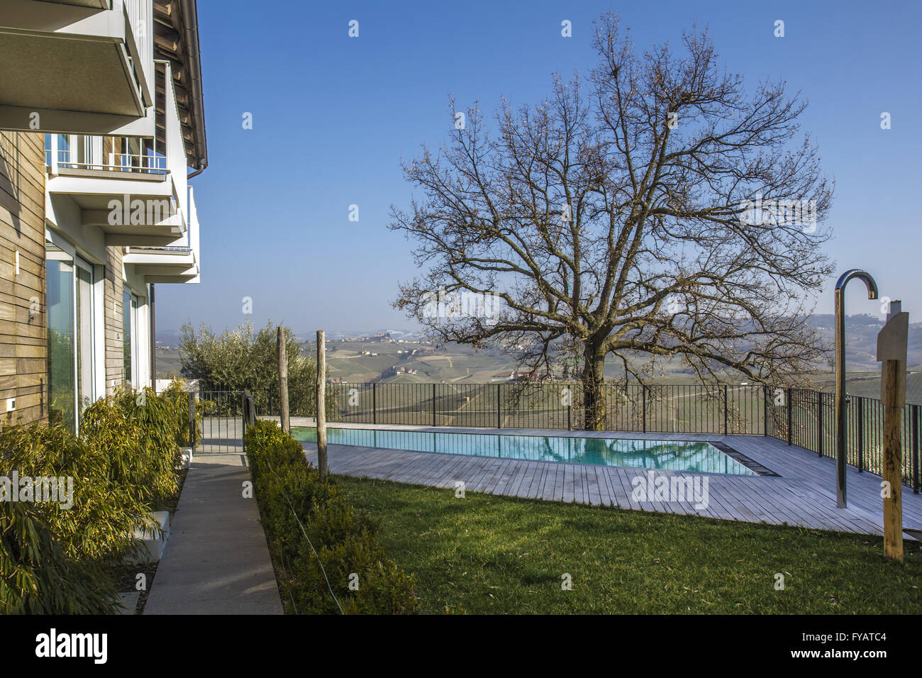 Modern country resort with swimming pool Stock Photo - Alamy