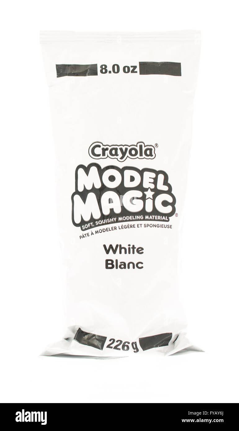 Winneconne, WI - 20 April 2015: Bag of Crayola Model Magic modeling  material in white color Stock Photo - Alamy