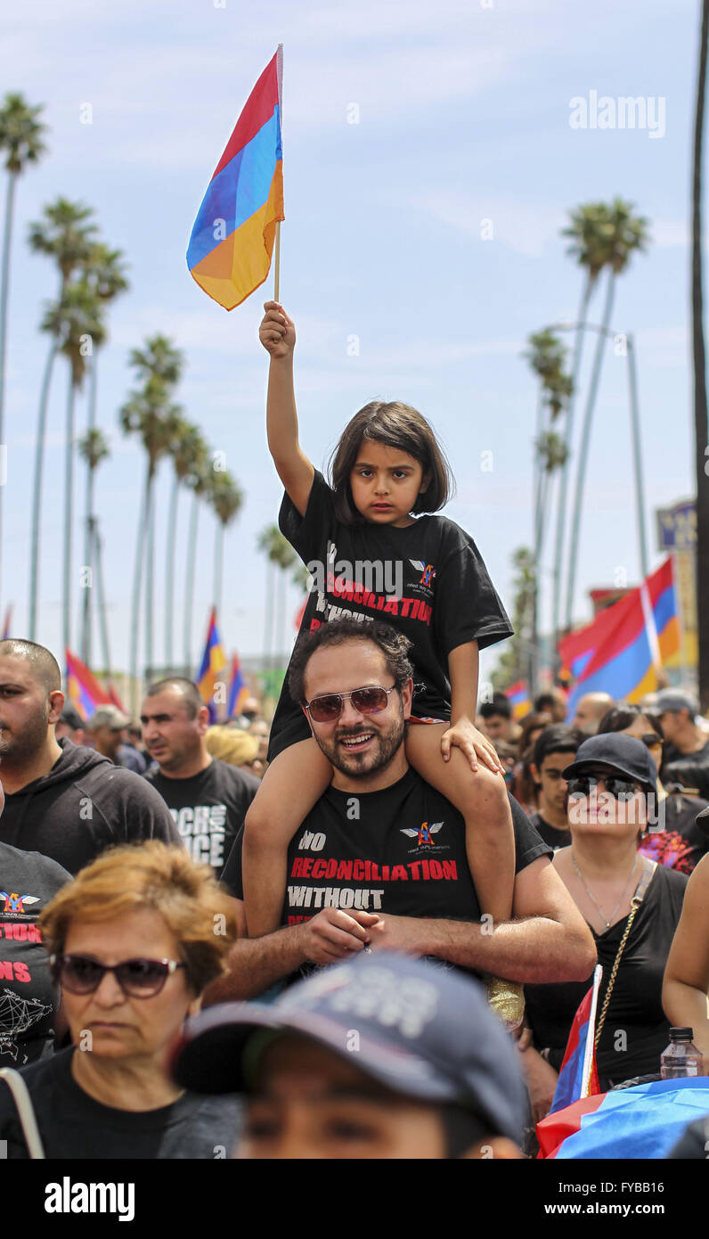 Los Angeles, California, USA. 24th Apr, 2016. Thousands of Armenians